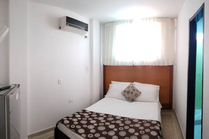 Room 9 of 29