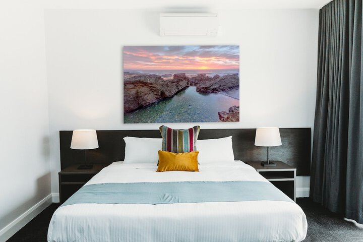 Room 8 of 41
