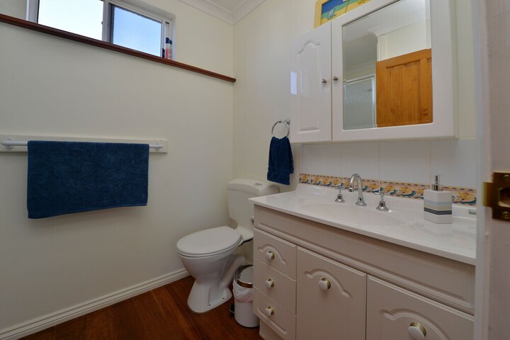 Room 21 of 29