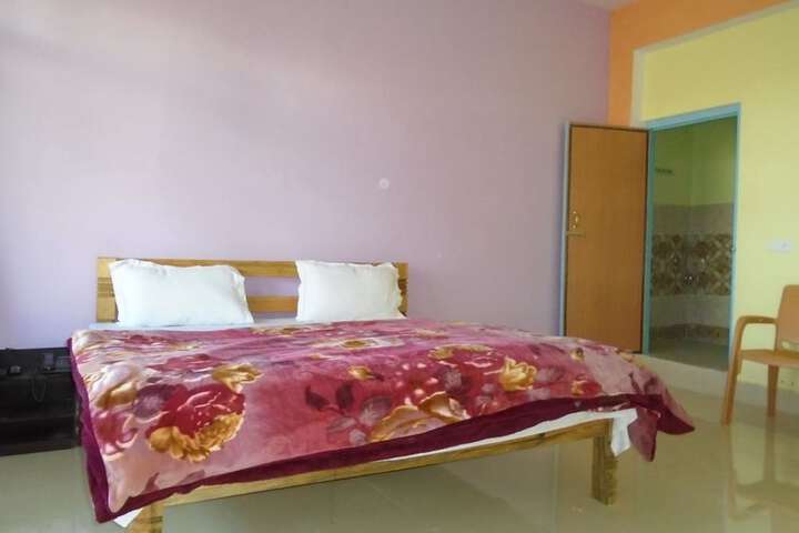 Room 9 of 9