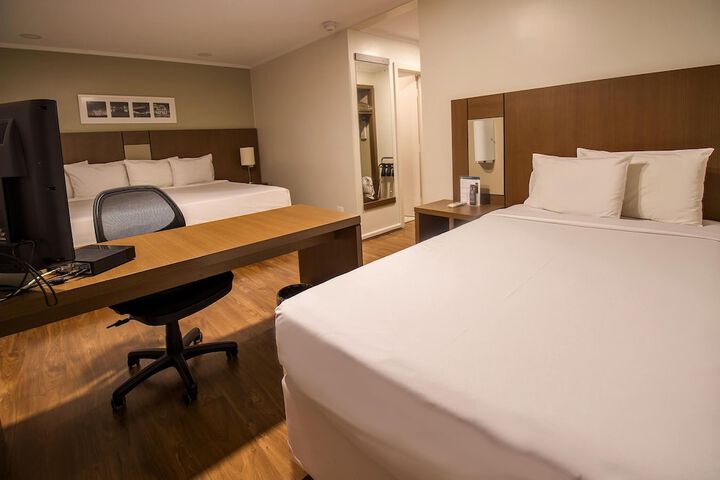 Room 4 of 46