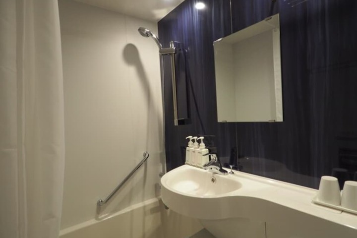 Bath Interior
