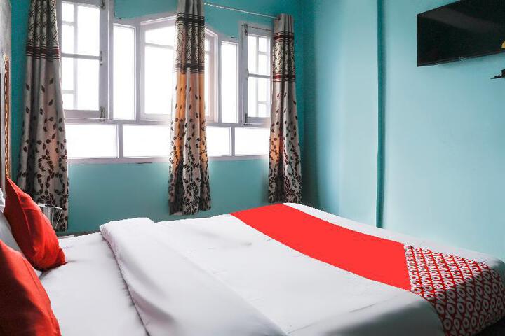 Room 8 of 21