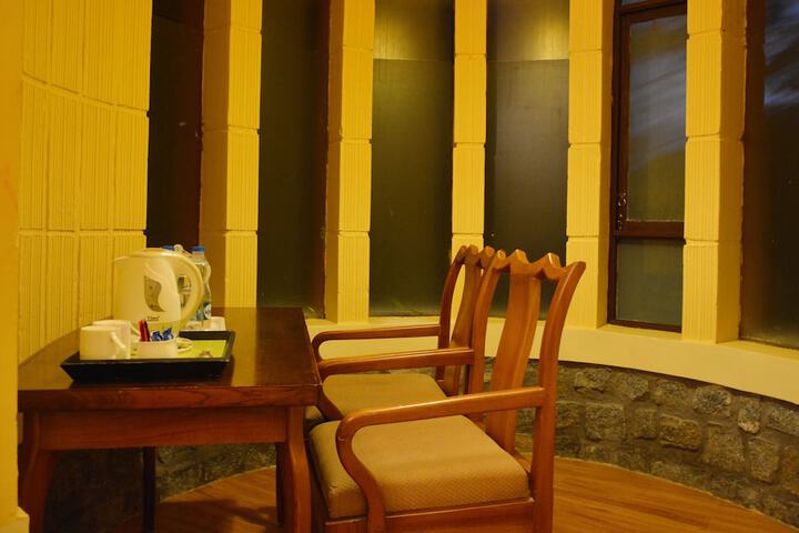 Room 7 of 49