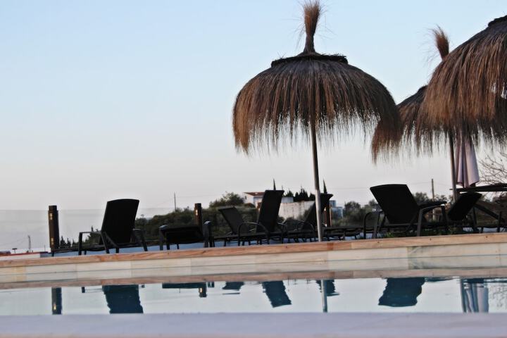 Pool 73 of 134