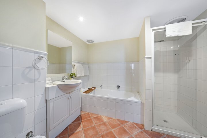 Bath Interior