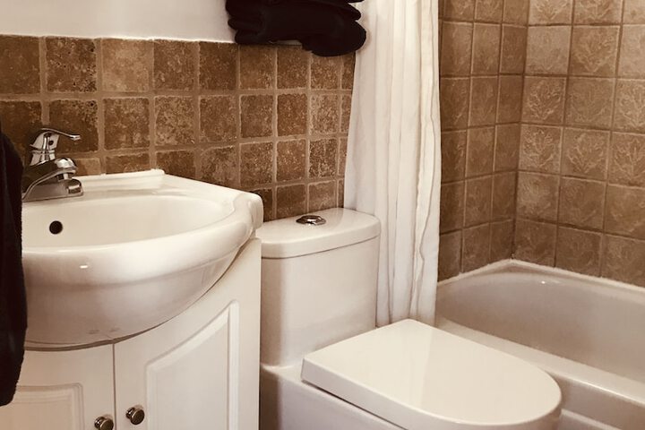 Room 43 of 60