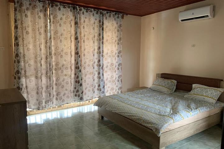 Room 13 of 46