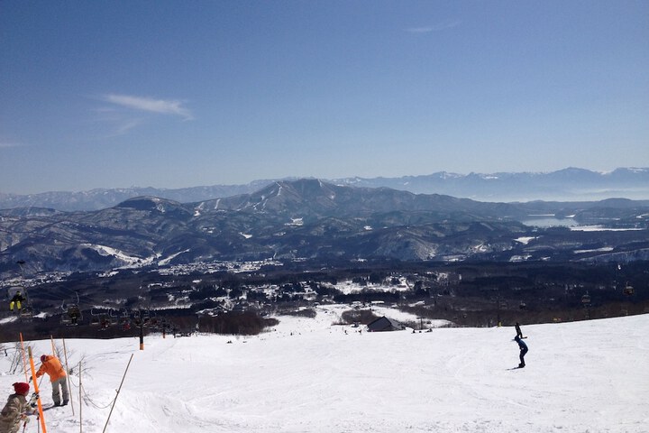 Snow and ski sports