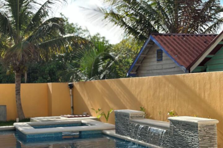 Pool 30 of 41