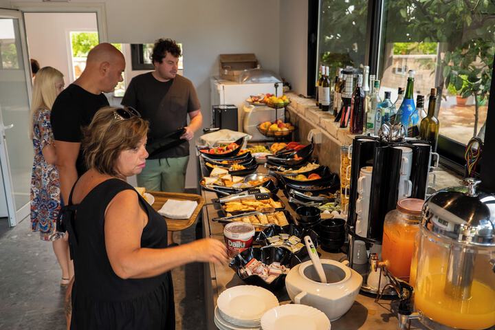 Dining 94 of 137