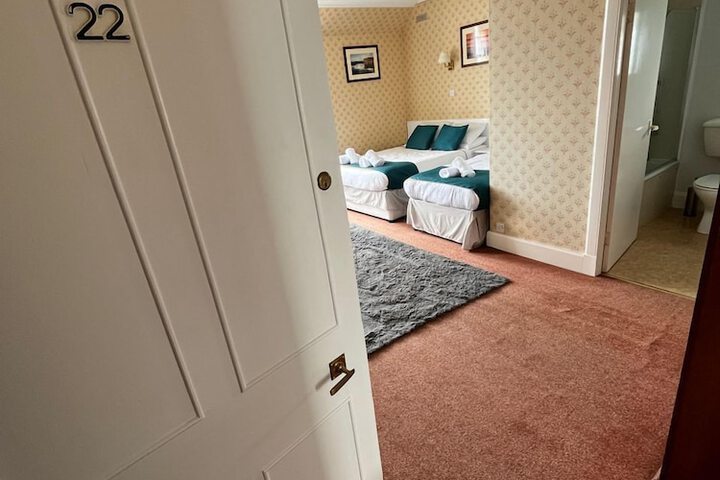 Room 62 of 132