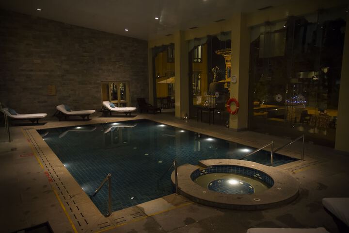 Pool 47 of 57