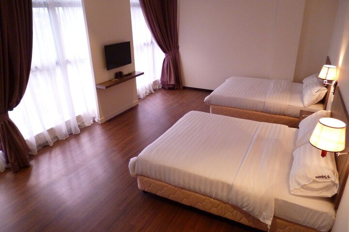 Room 5 of 35
