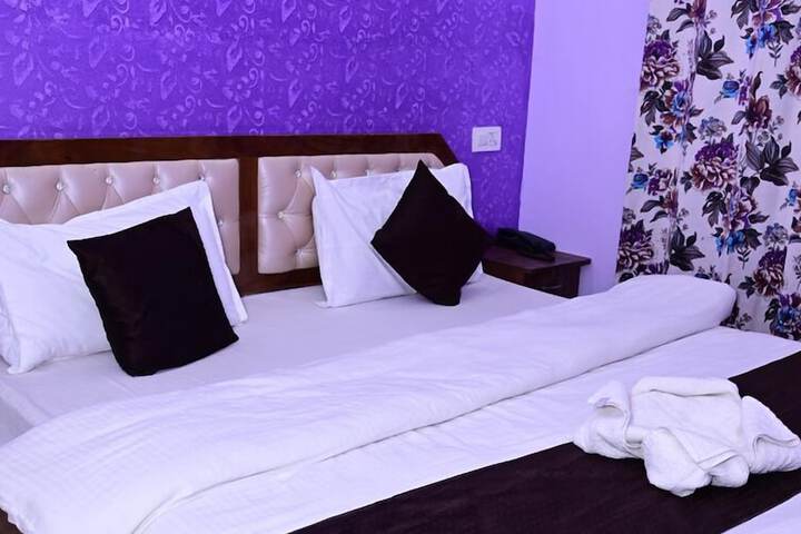 Room 7 of 26