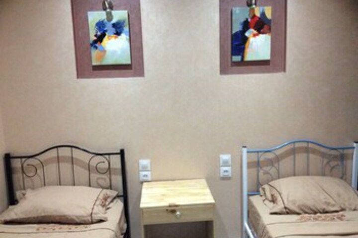 Room 8 of 35