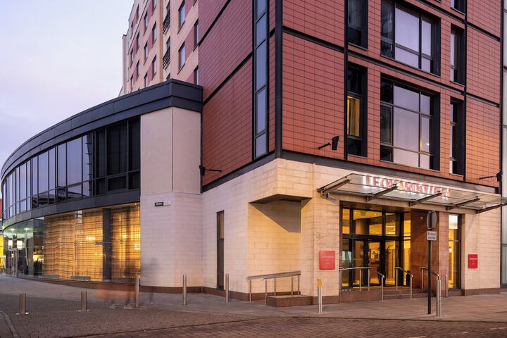 Hotel 41 of 42