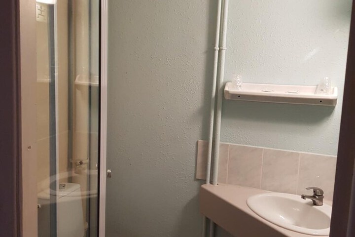 Room 36 of 69