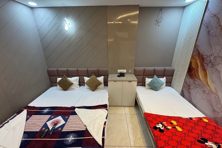 Room 8 of 58