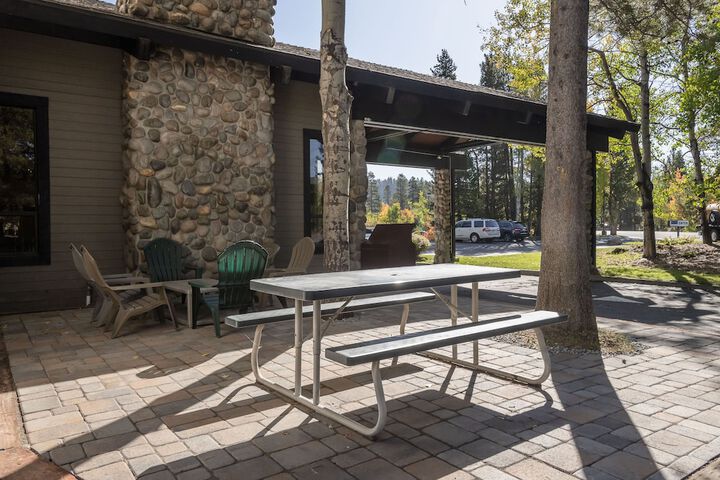 BBQ/picnic area