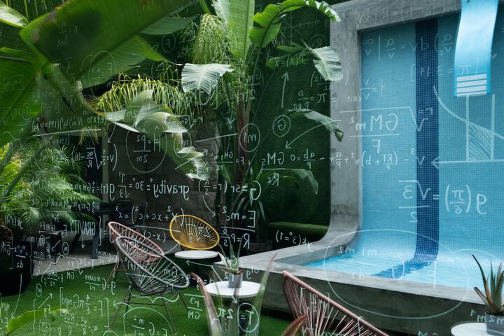 Pool 53 of 100