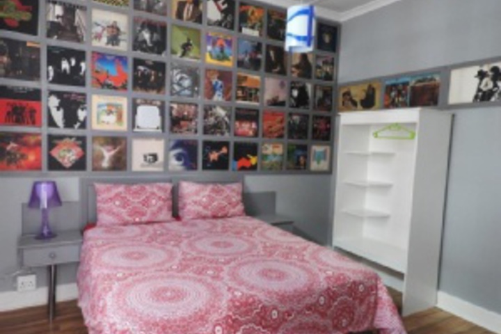 Room 176 of 204