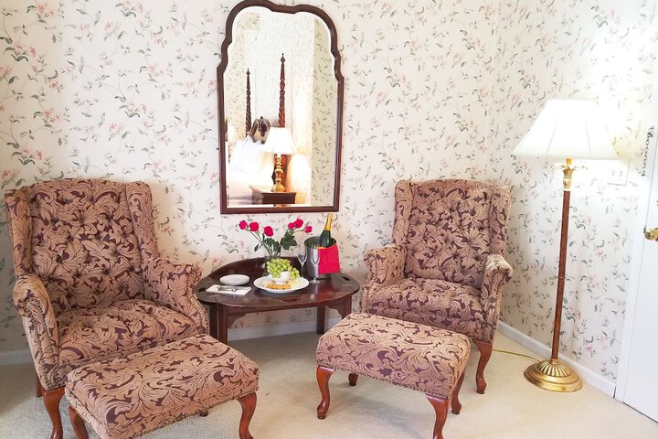 Room 42 of 114
