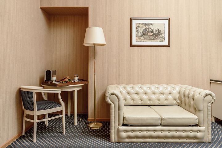 Room 17 of 71