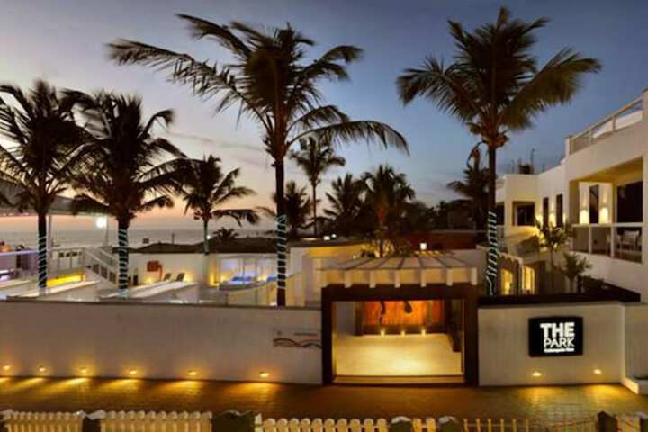 Sundeck 50 of 50