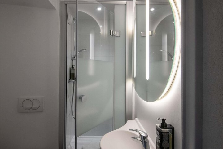 Bathroom Interior Photo