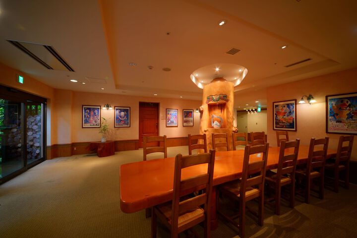 Entrance & Lobby