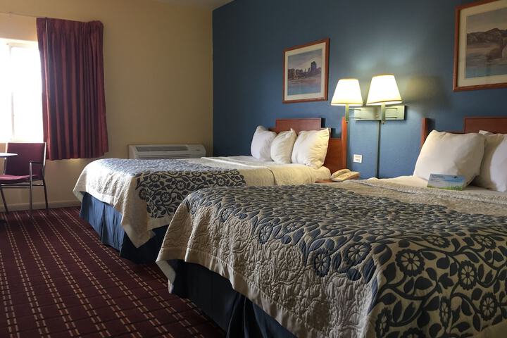 Room 9 of 27