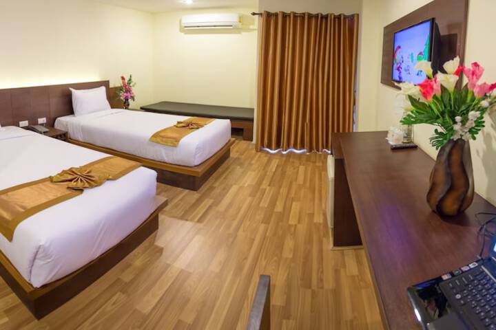 Room 14 of 79