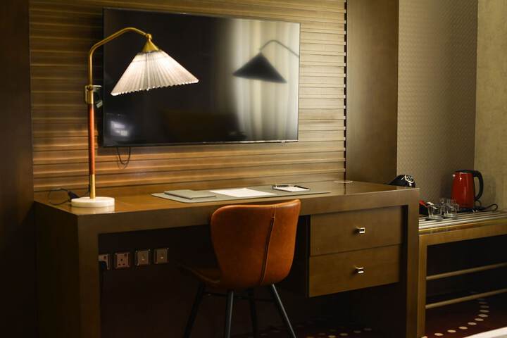 Room 11 of 47