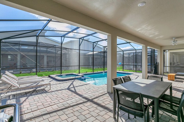 Hotel Interior 86 of 87