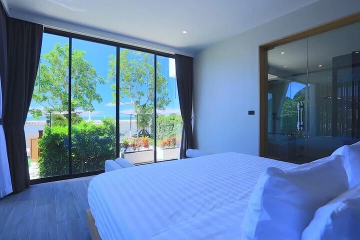Room 42 of 201