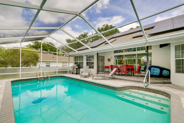 Sunny Home w / Pool & Lanai - Near Rainbow River!