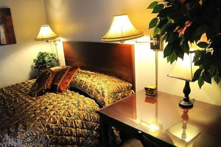 Room 5 of 20