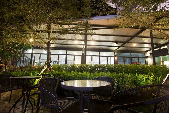 Terrace/Patio 12 of 32