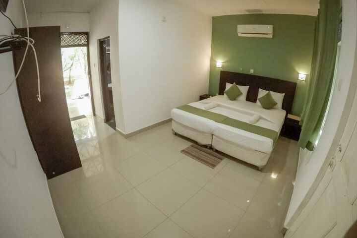 Room 6 of 51