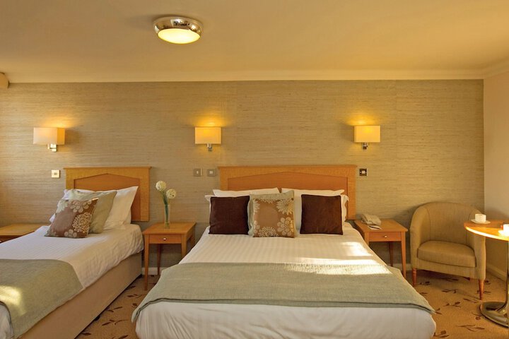 Room 45 of 110