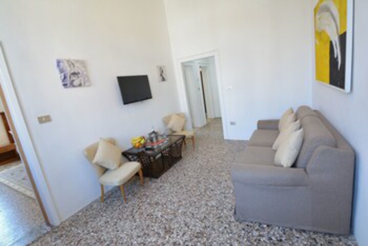 Room 20 of 20