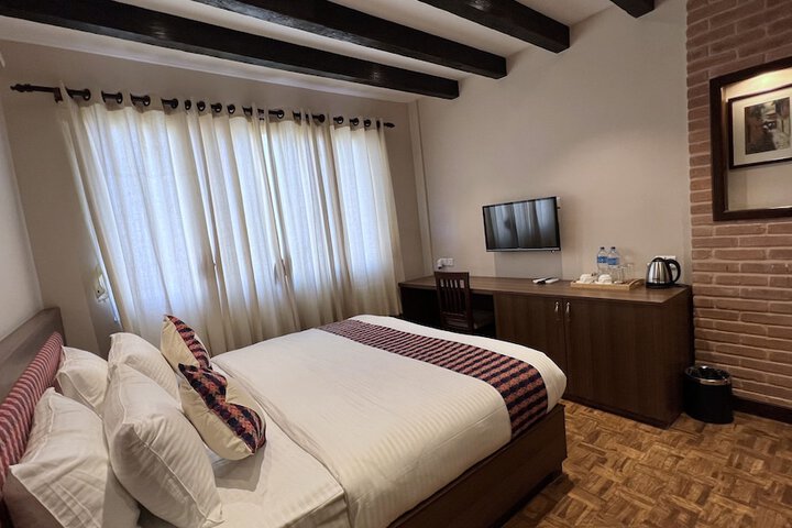 Room 25 of 53