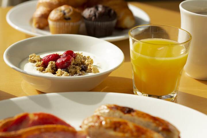 Breakfast/Coffee Service 41 of 55