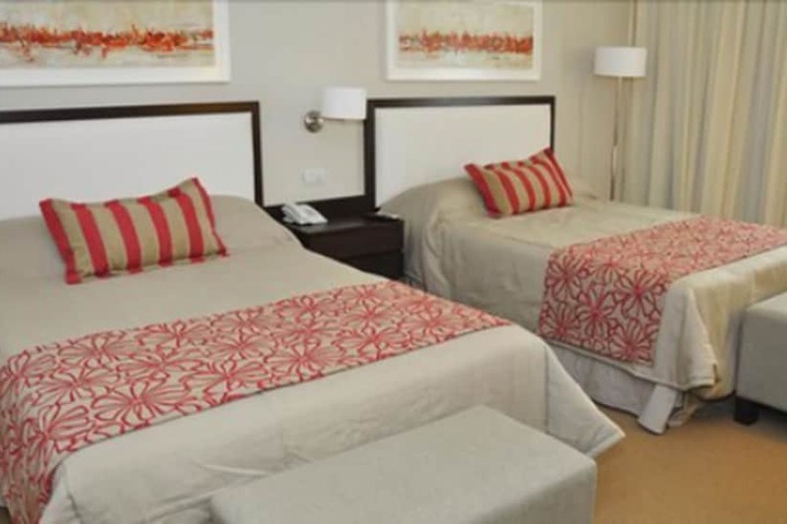 Room 14 of 40