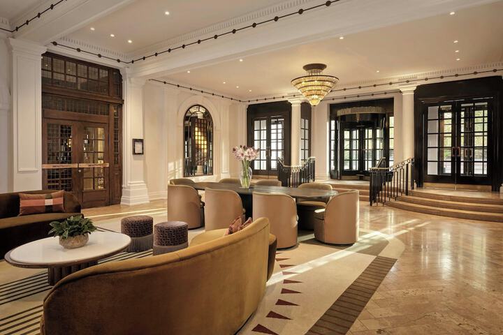Guest Lobby