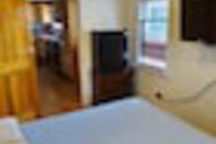 Room 11 of 87
