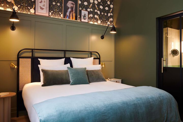 Room 21 of 78
