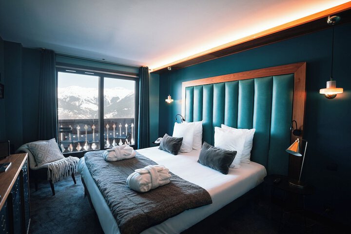 Room 41 of 100