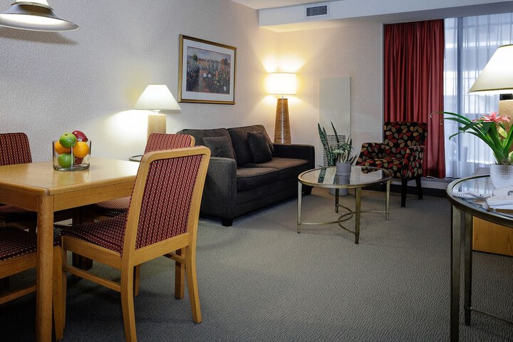 Room 28 of 46